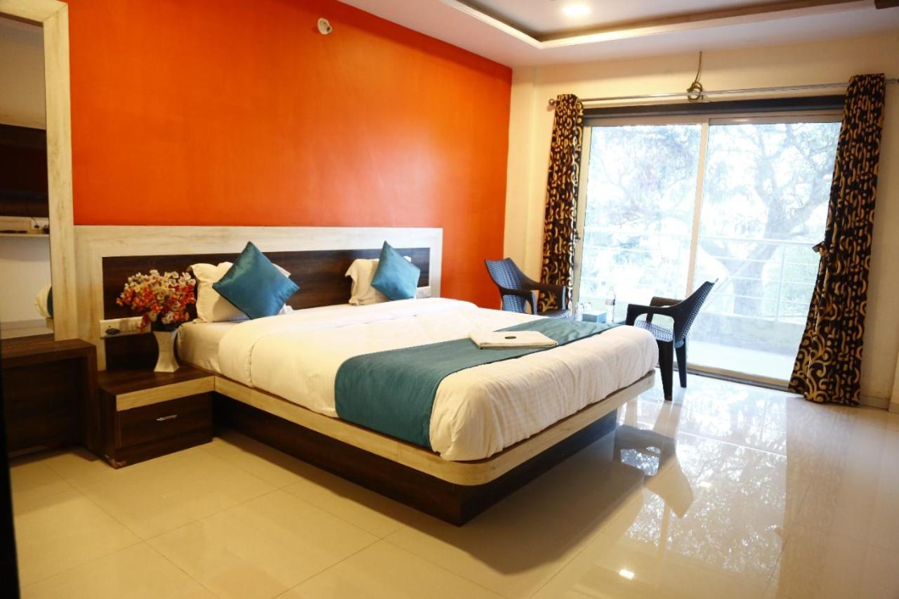 Hotel Shriyan Mahābaleshwar Εξωτερικό φωτογραφία