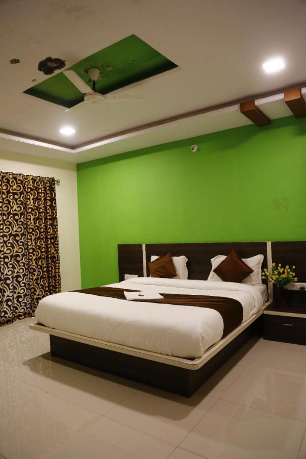 Hotel Shriyan Mahābaleshwar Εξωτερικό φωτογραφία