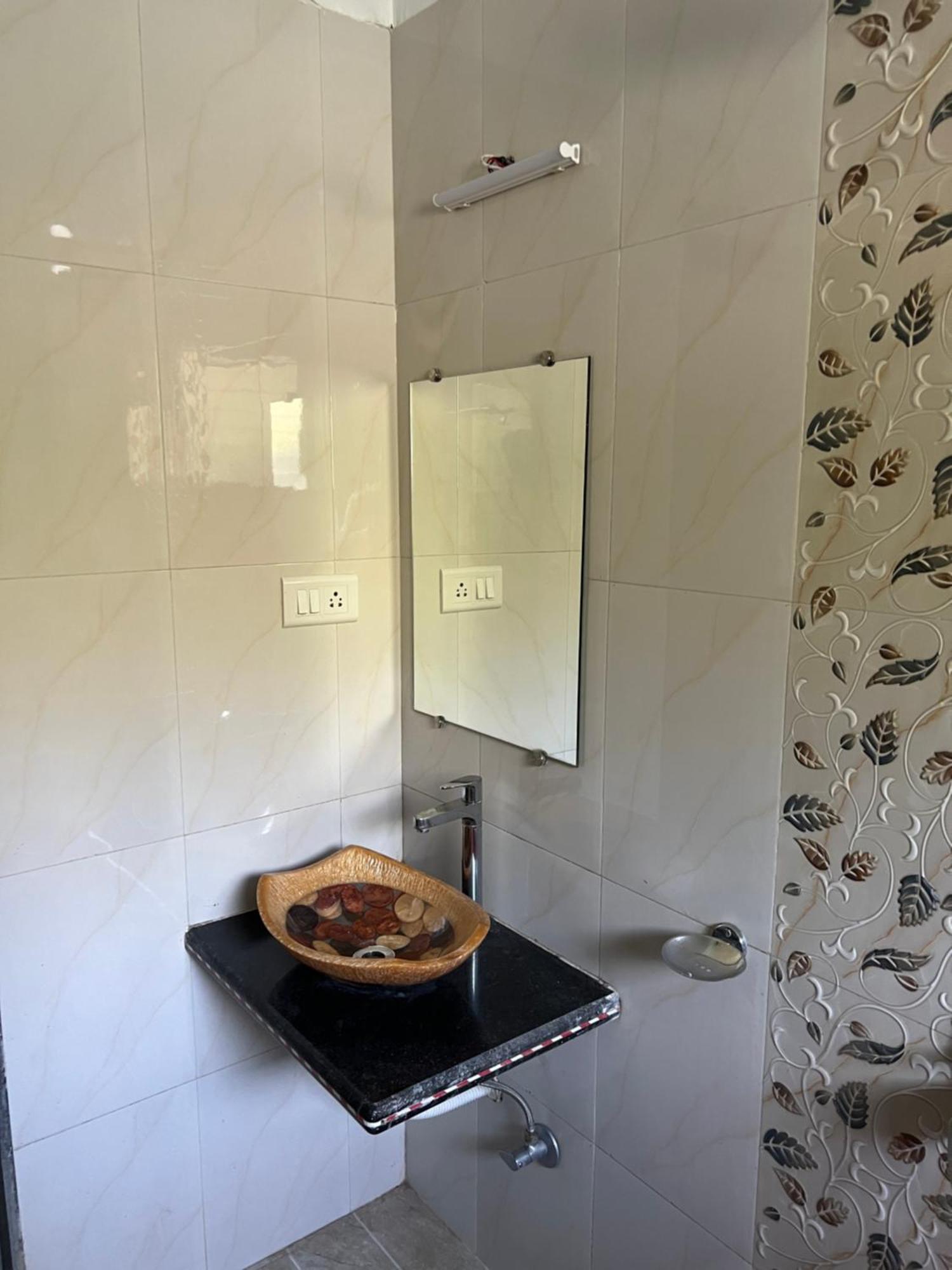 Hotel Shriyan Mahābaleshwar Εξωτερικό φωτογραφία